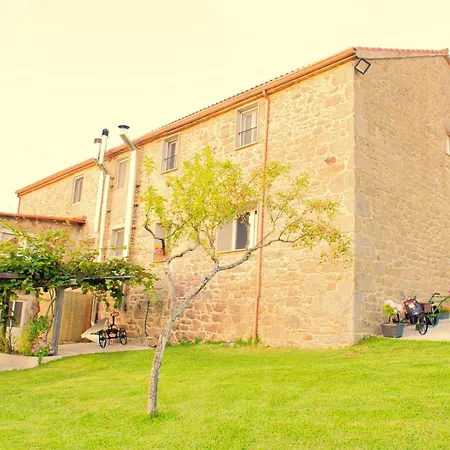 Casa rural A Casa Do Folgo Negreira